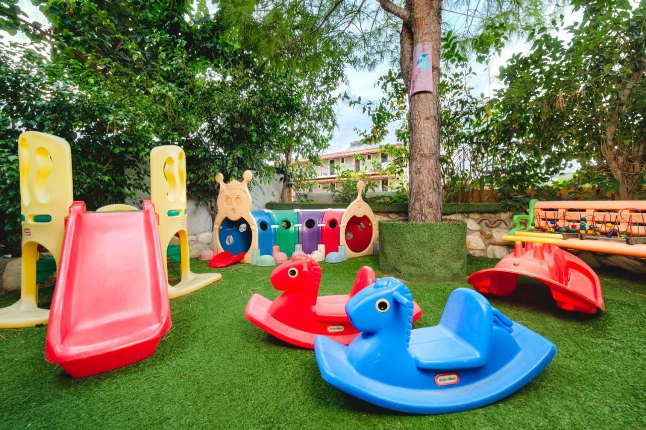 Georgina Inn Laganas Ngoại thất bức ảnh