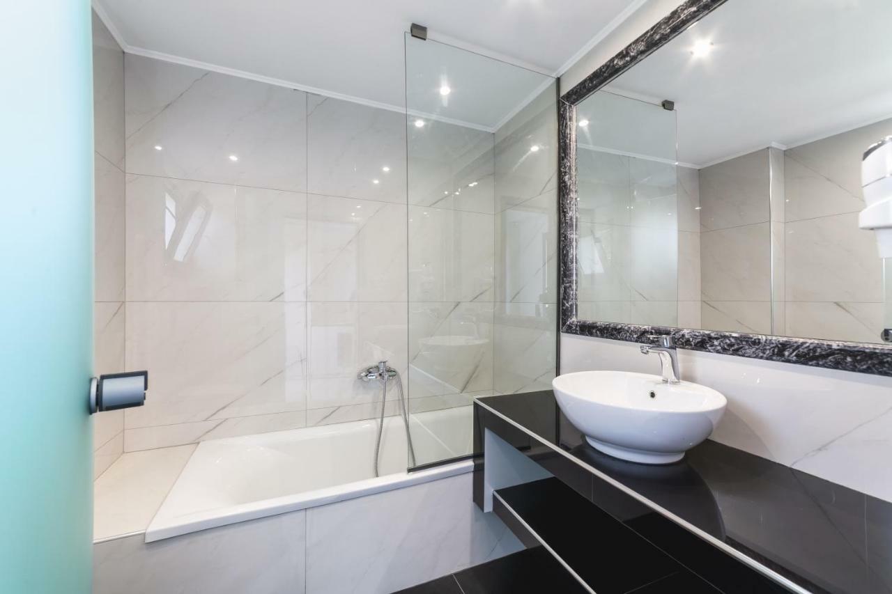 Georgina Inn Laganas Ngoại thất bức ảnh